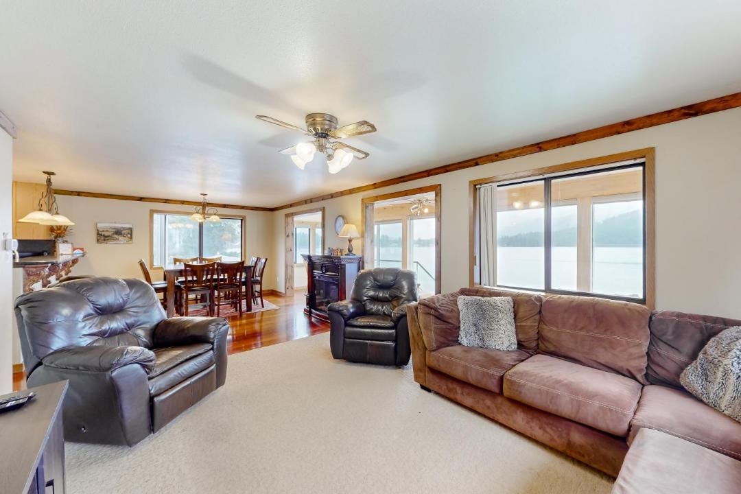 Photo of Livingroom in Bonner County