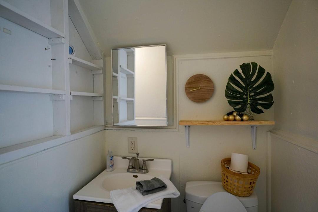 Photo of Bathroom in Roosevelt