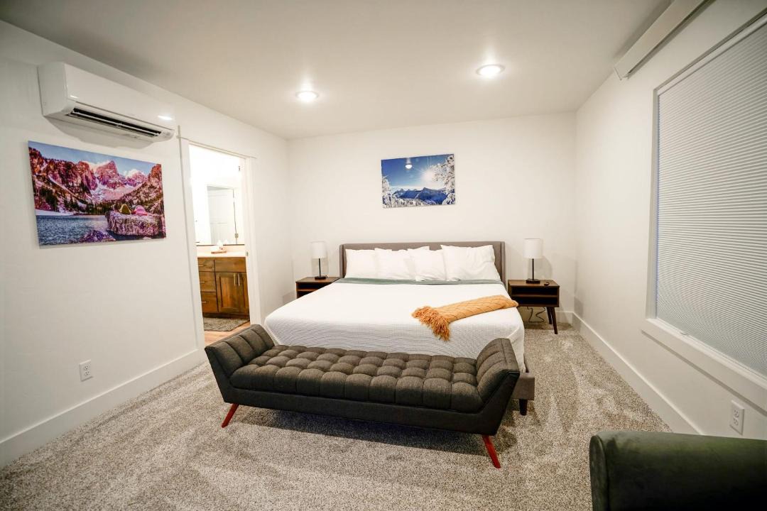 Photo of Bedroom in Victor
