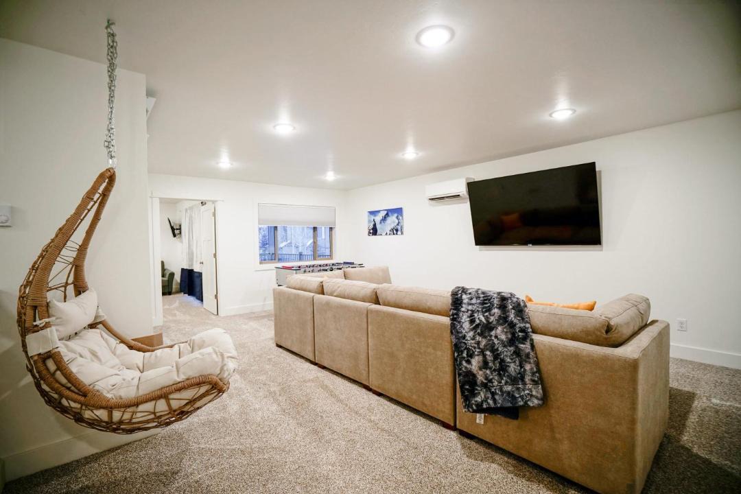 Photo of Livingroom in Victor