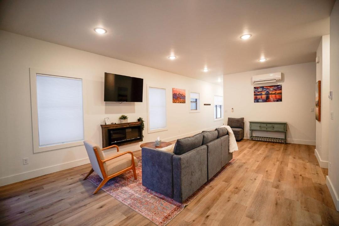 Photo of Livingroom in Victor