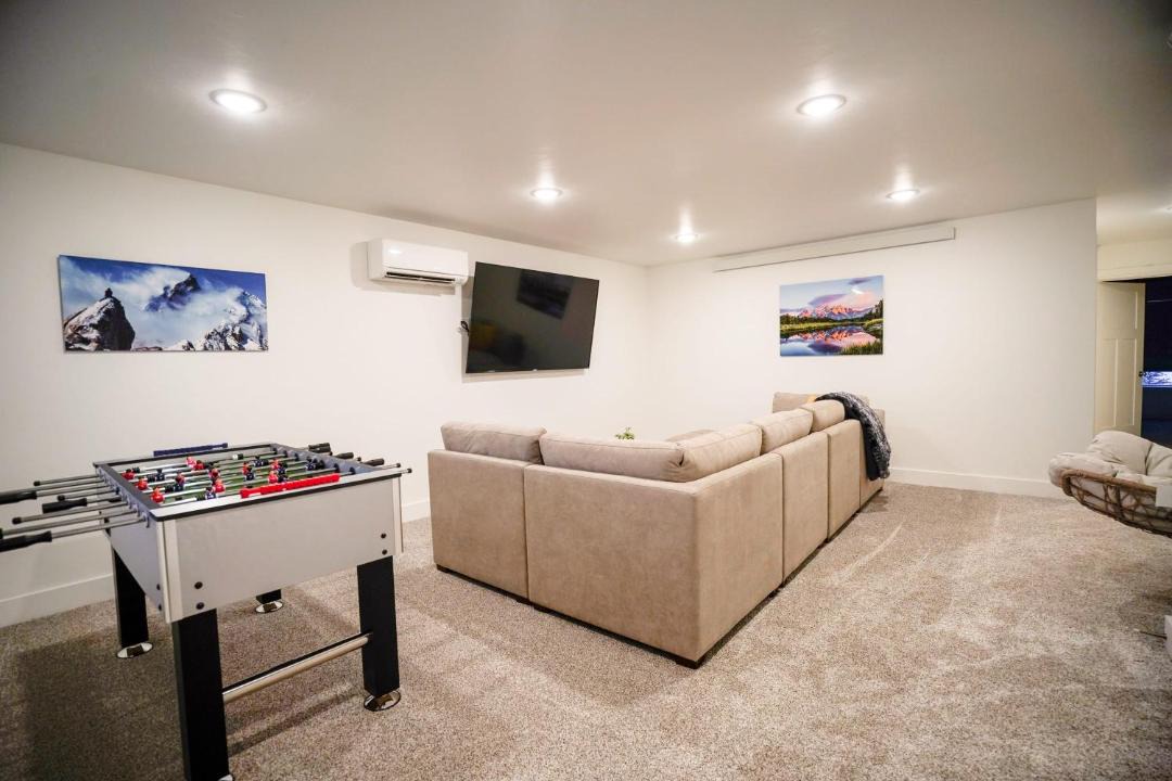 Photo of Livingroom in Victor