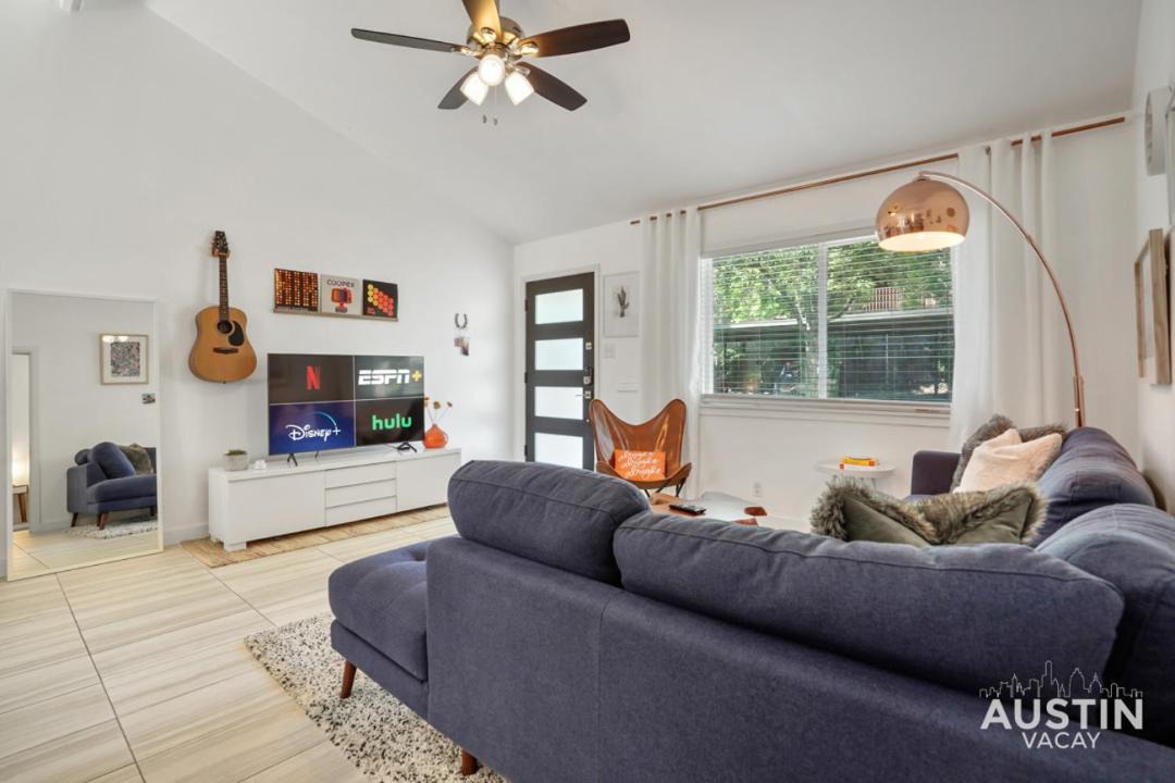 Photo of Livingroom in North University