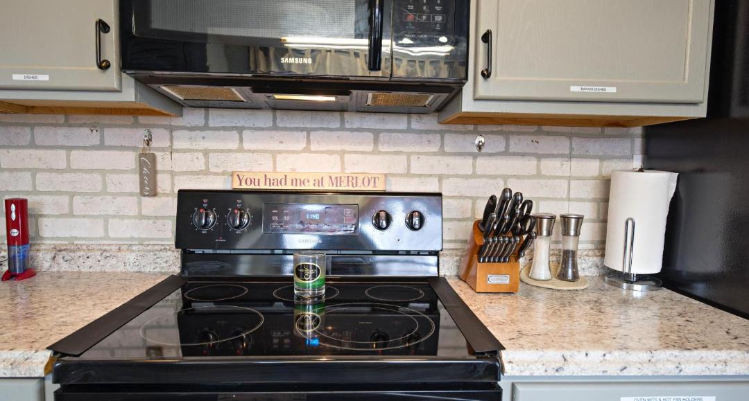 Photo of Kitchen in Helmsburg