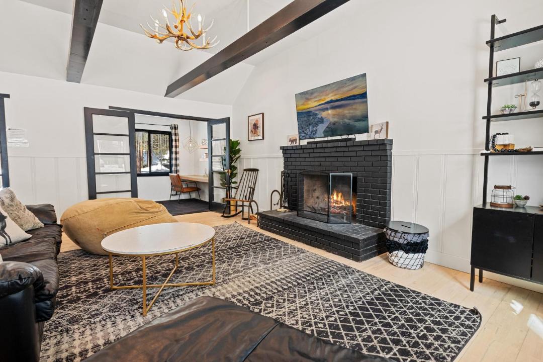 Photo of Livingroom in Boulder Bay