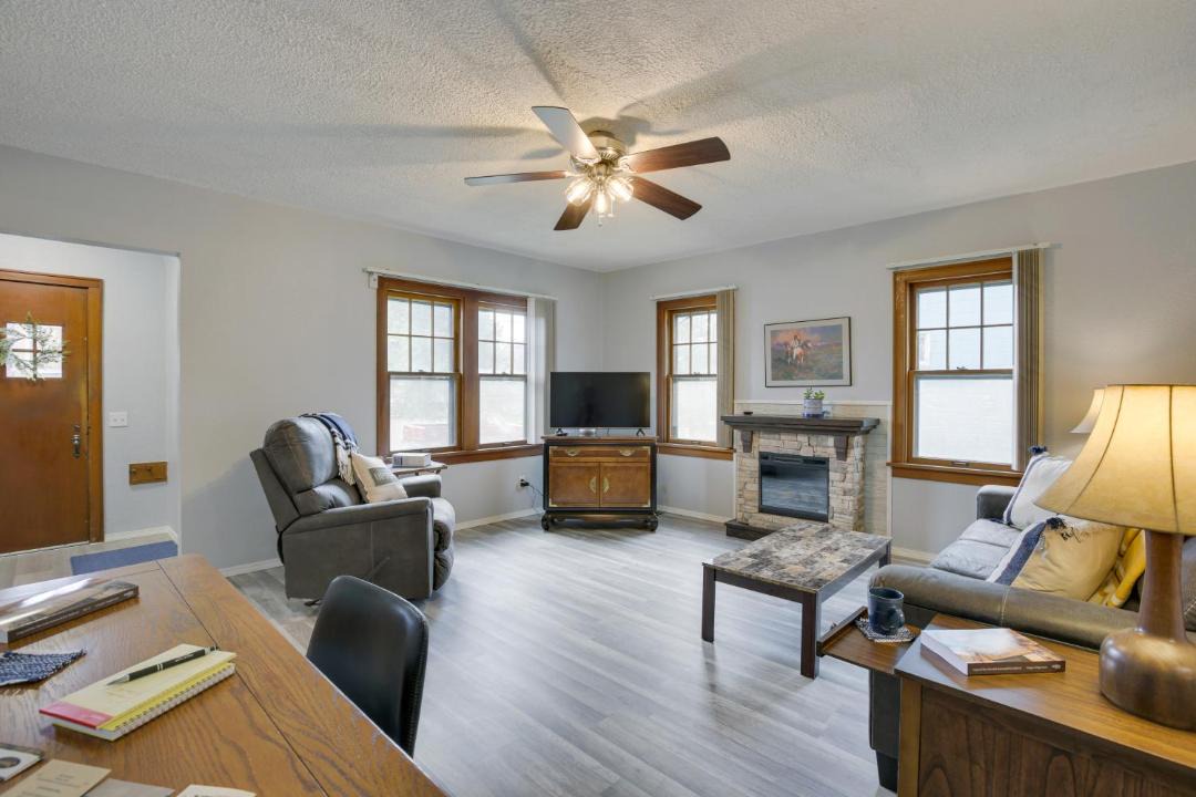 Photo of Livingroom in Glendive