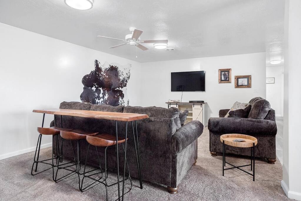 Photo of Livingroom in Custer