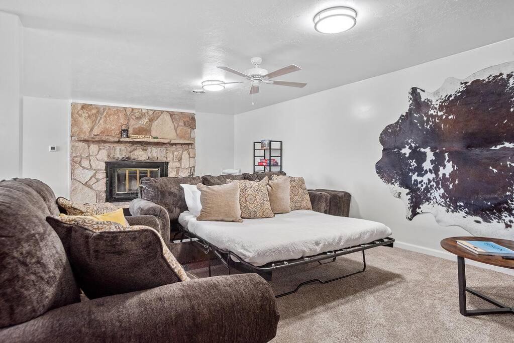 Photo of Livingroom in Custer