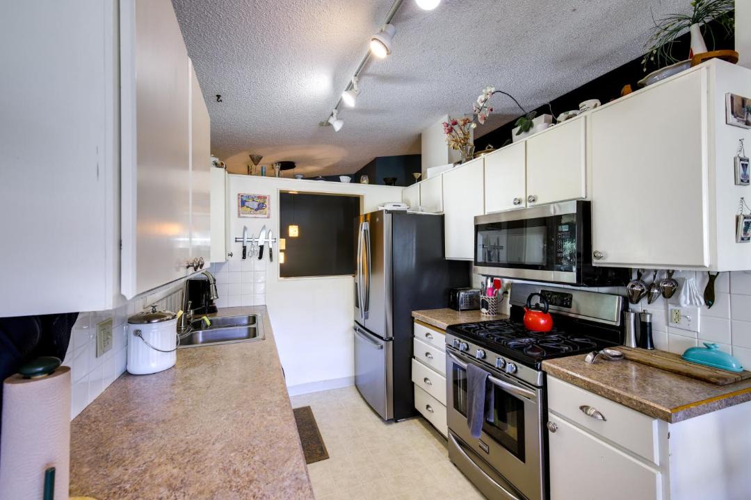Photo of Kitchen in Upper Rattlesnake