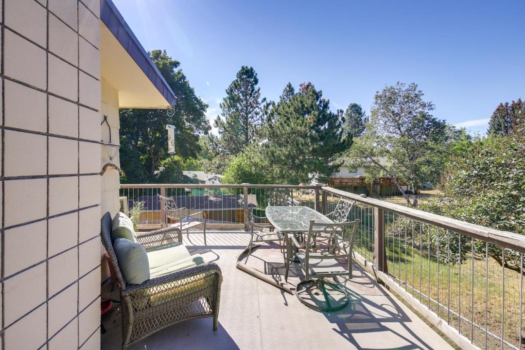 Photo of Patio Balcony in Upper Rattlesnake