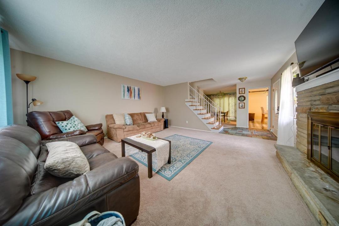 Photo of Livingroom in Richmond Heights