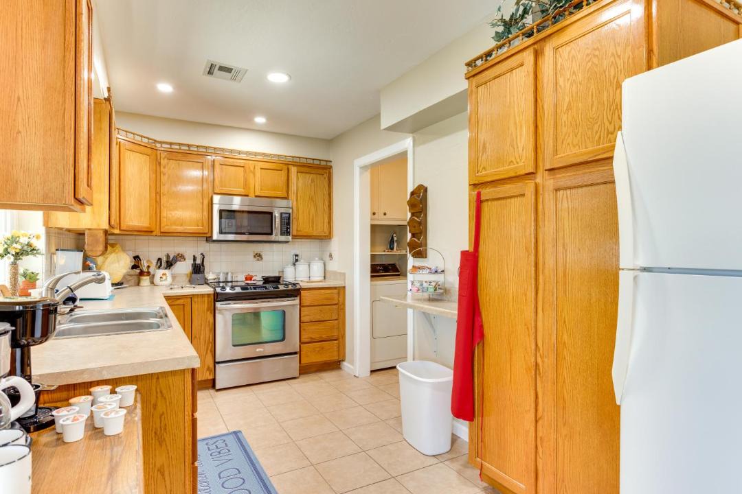 Photo of Kitchen in Mustang