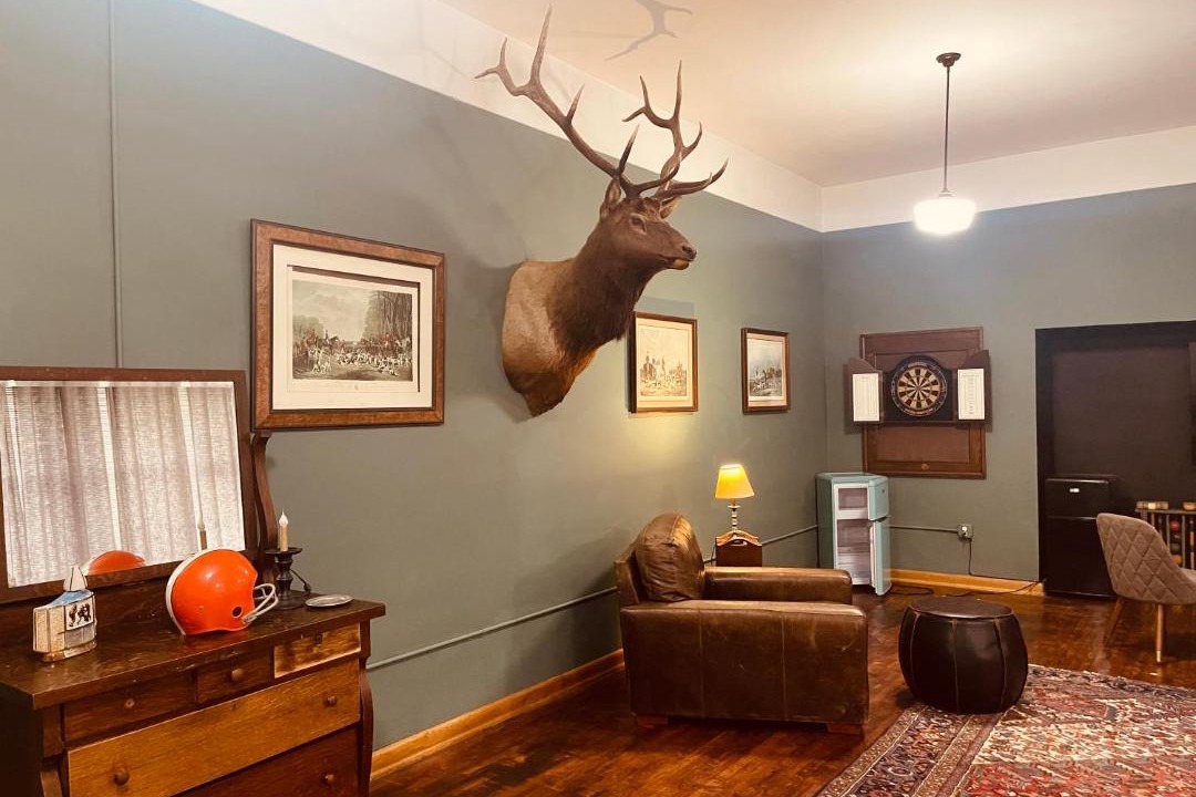 Photo of Livingroom in Canton