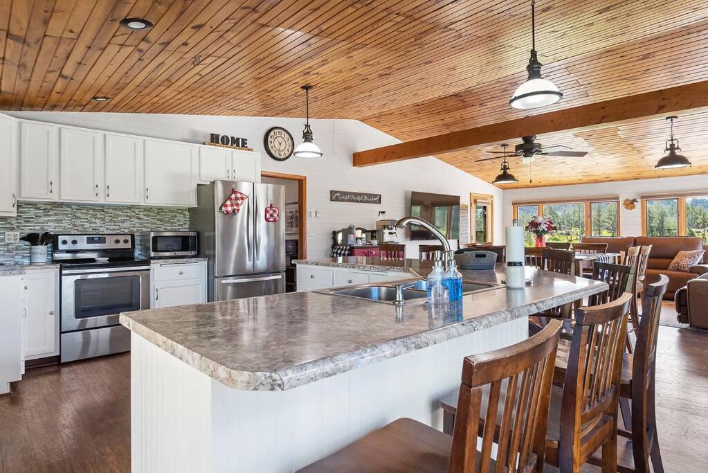 Photo of Kitchen in Custer