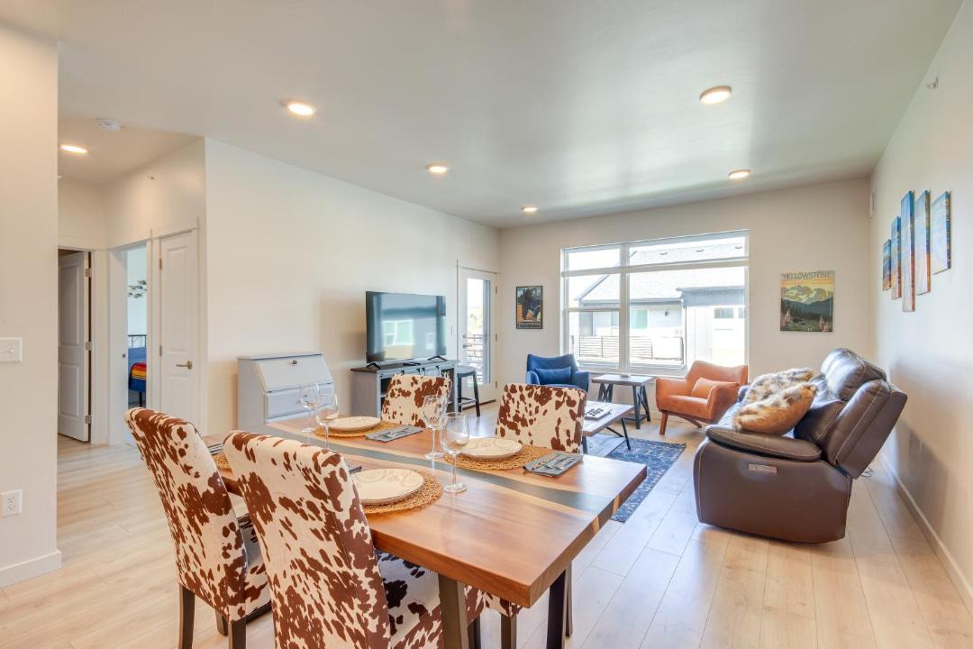 Photo of Livingroom in Livingston