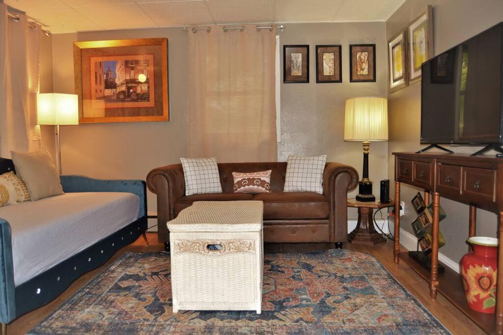 Photo of Livingroom in Grand Forks