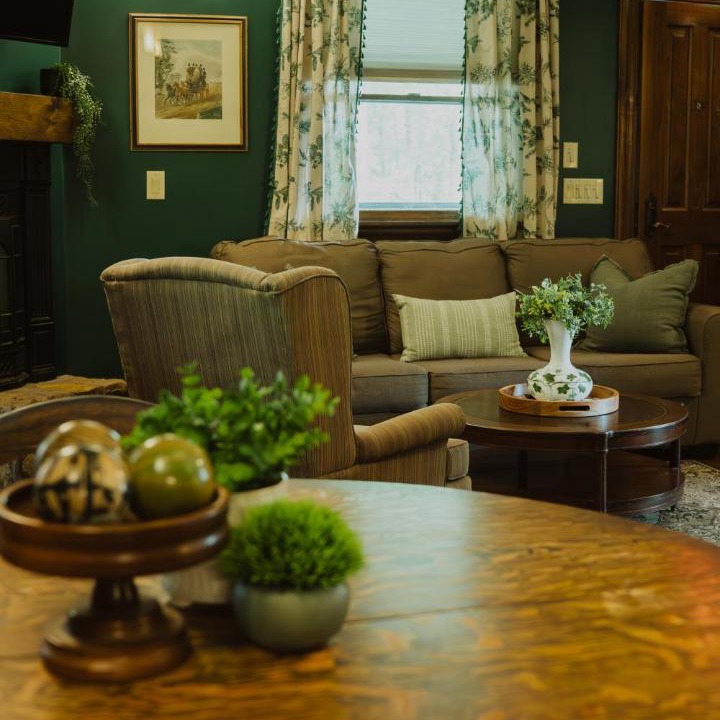 Photo of Livingroom in Loudonville
