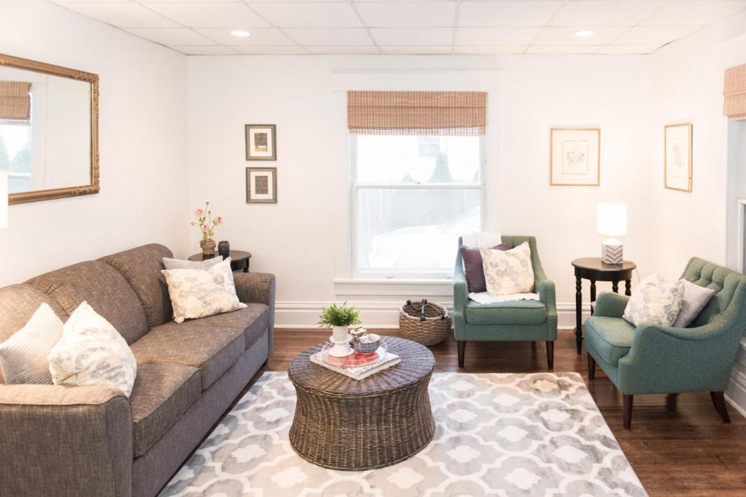 Photo of Livingroom in Ames