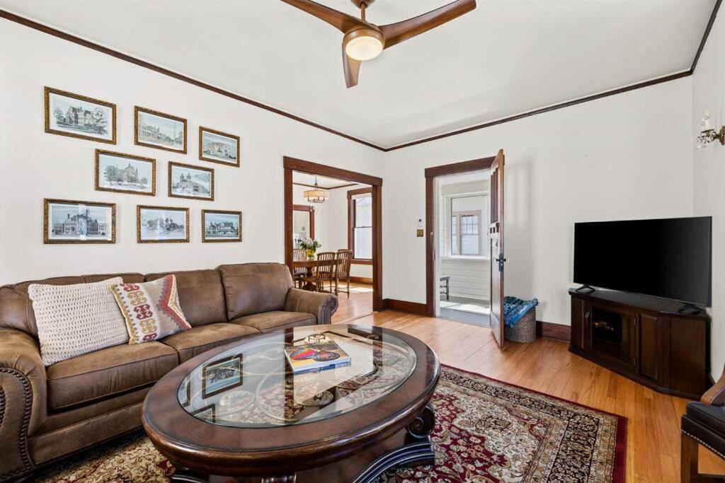 Photo of Livingroom in East End