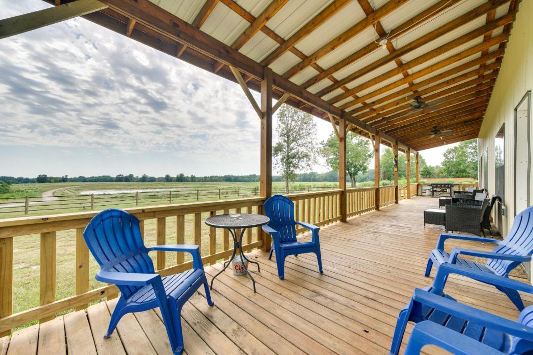 Photo of Patio Balcony in Golden