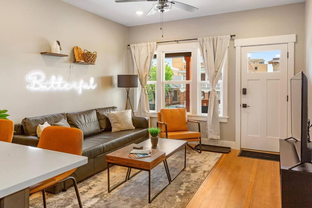Photo of Livingroom in Butte