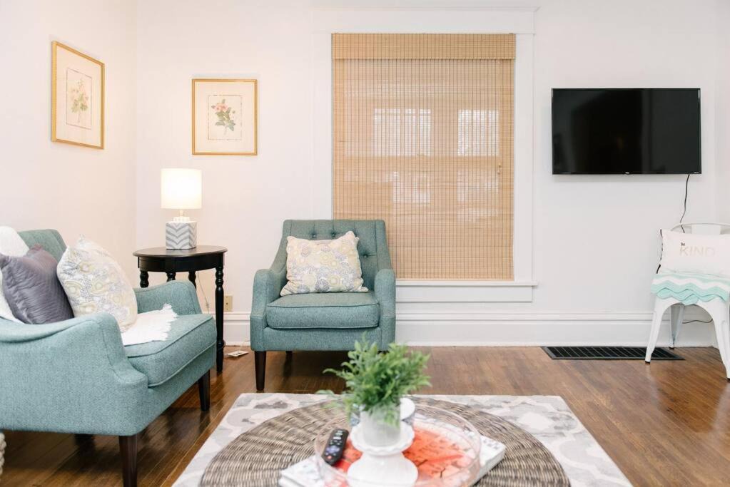 Photo of Livingroom in Ames