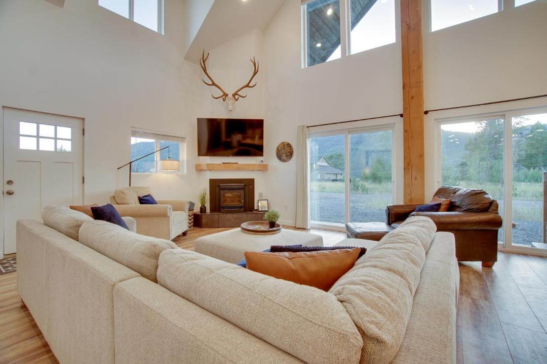 Photo of Livingroom in Donnelly