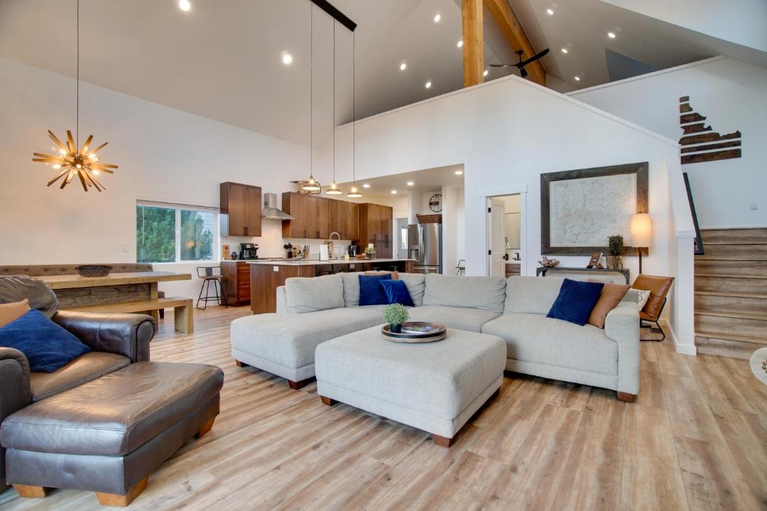 Photo of Livingroom in Donnelly