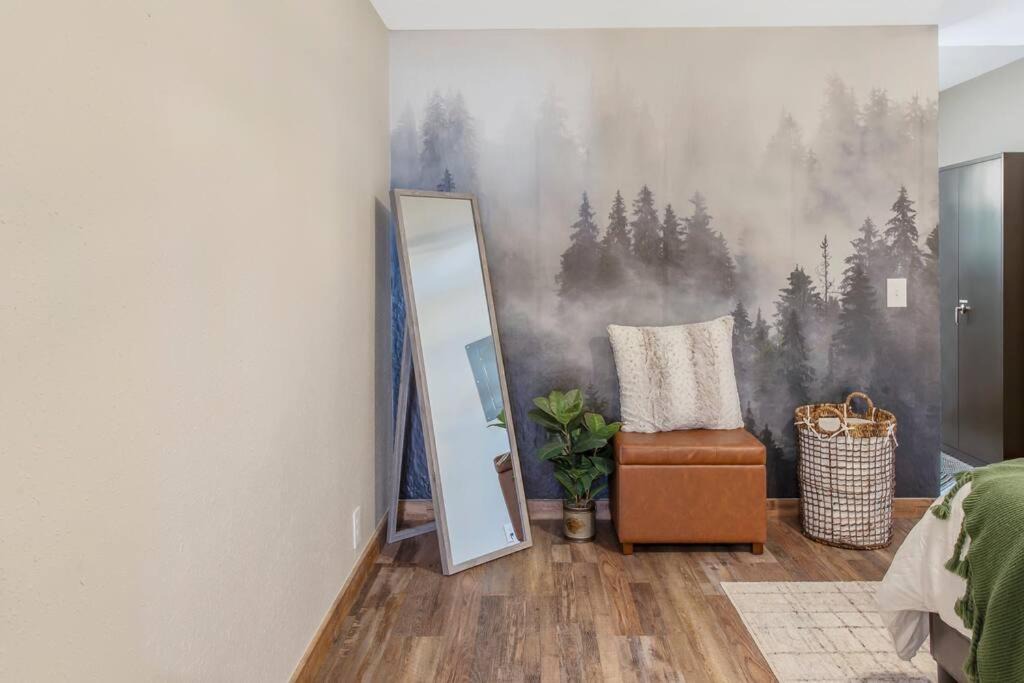 Photo of Livingroom in Butte