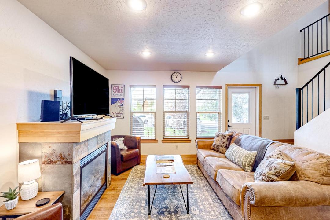 Photo of Livingroom in Dover Bay