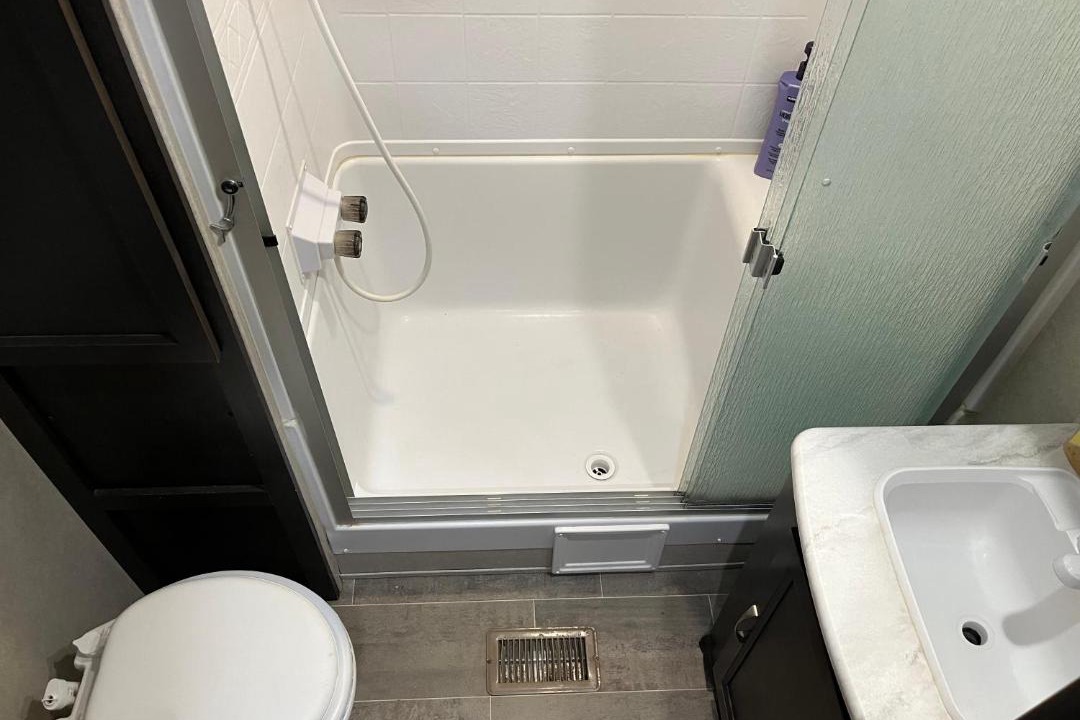 Photo of Bathroom in Cascade