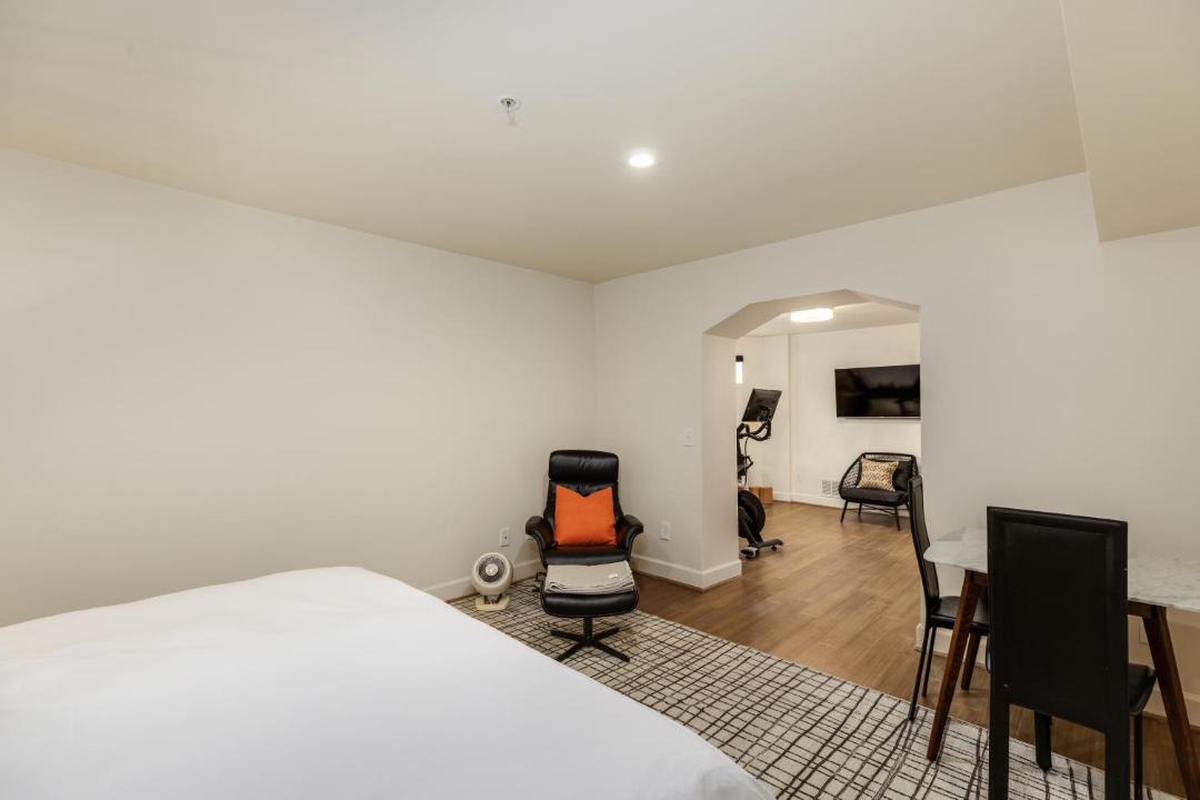 Photo of Bedroom in Midtown