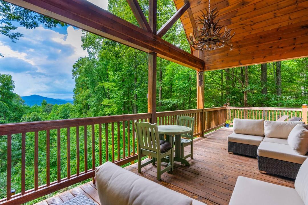 Photo of Patio Balcony in Foxfire Estates