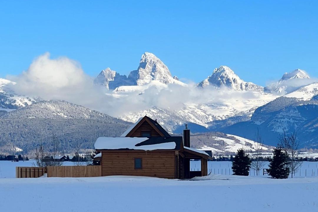 Photo of Buildings in Leigh Creek Estates
