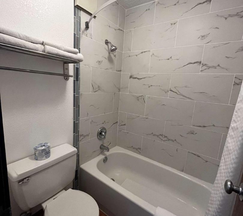 Photo of Bathroom in Glendive