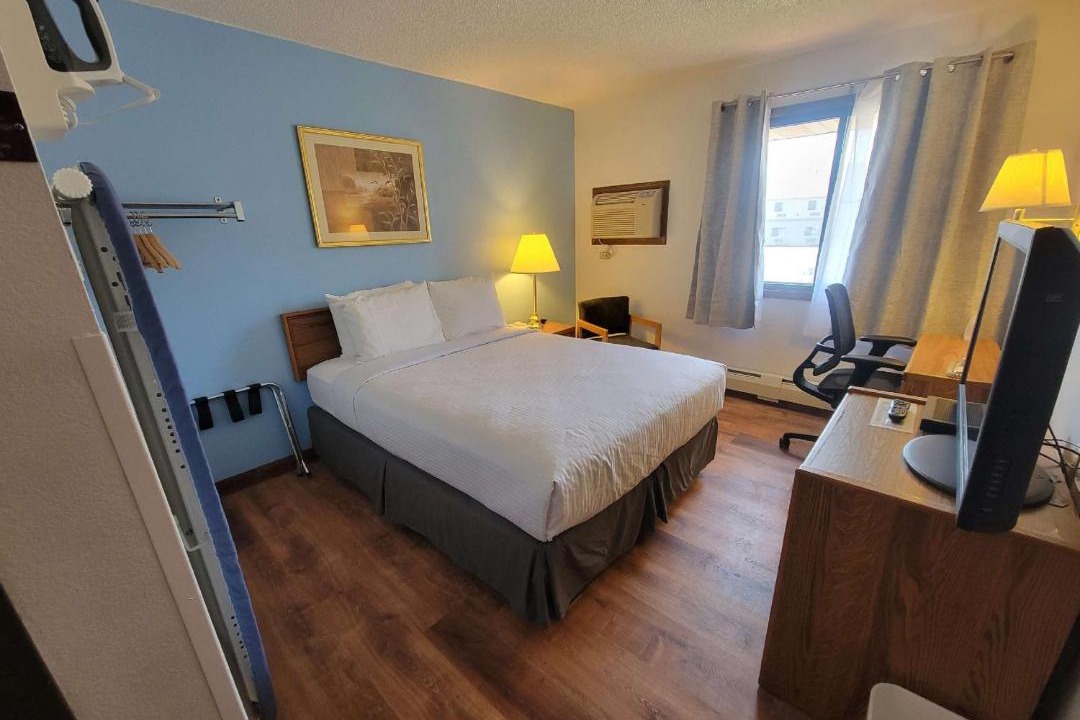 Photo of Bedroom in Glendive