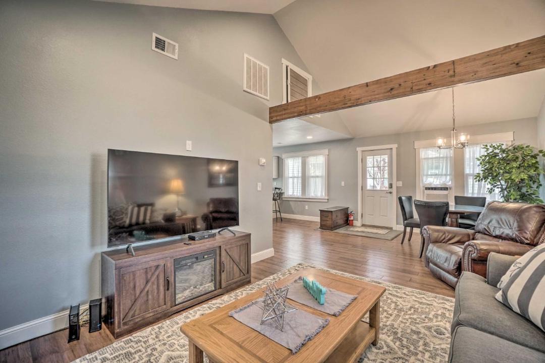 Photo of Livingroom in Cheyenne