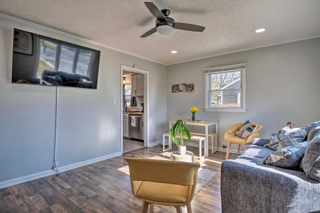 Photo of Livingroom in Indianapolis