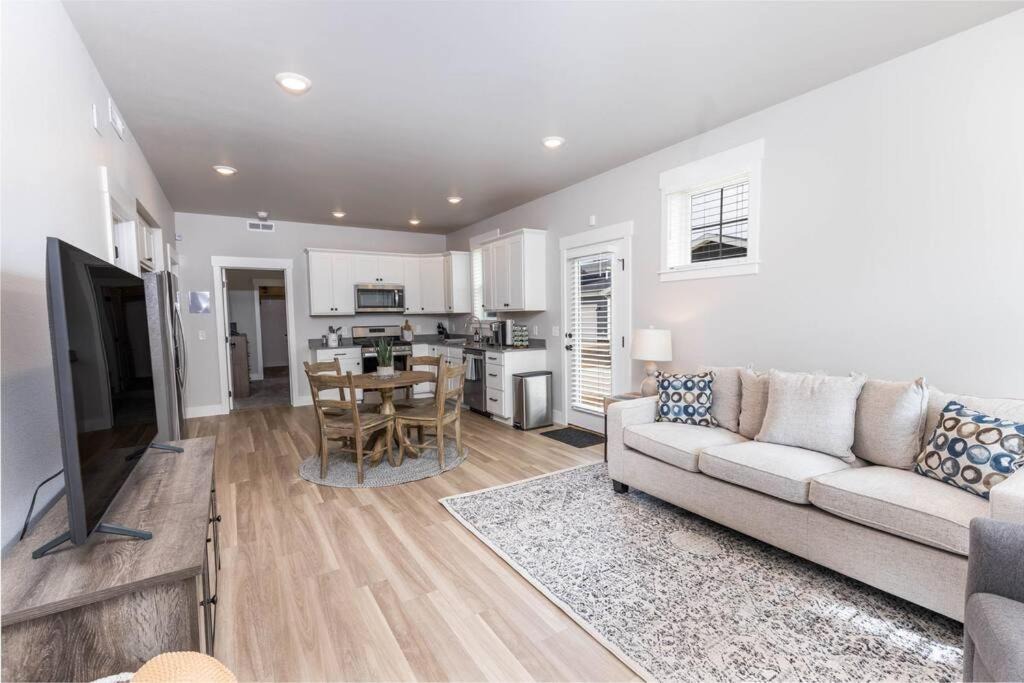 Photo of Livingroom in Billings