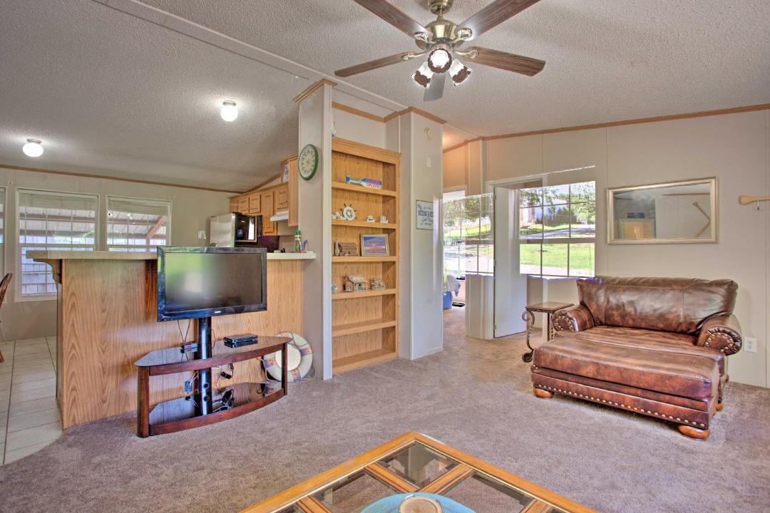Photo of Livingroom in Custer County