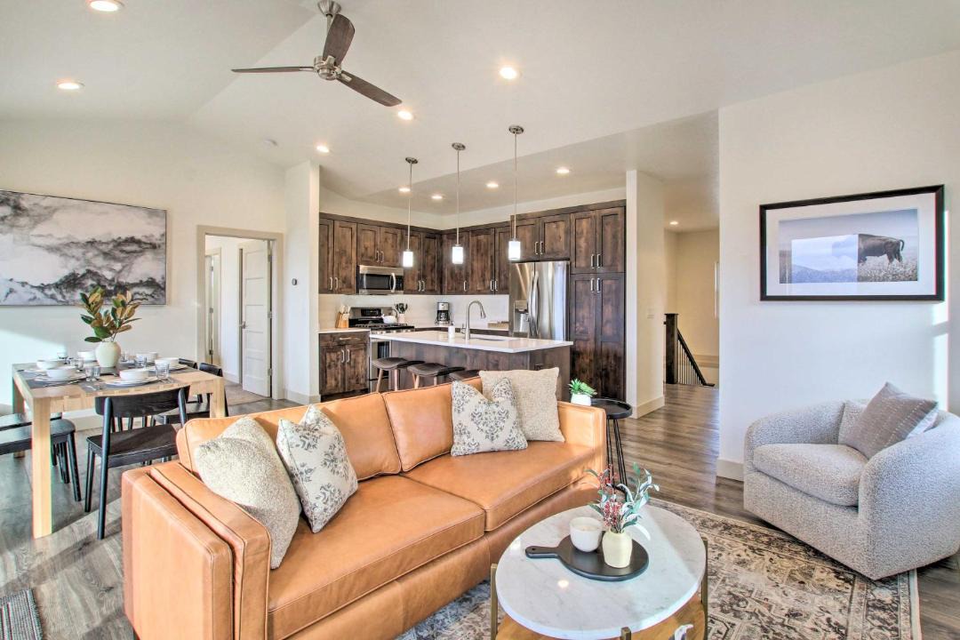 Photo of Livingroom in Wolf Creek