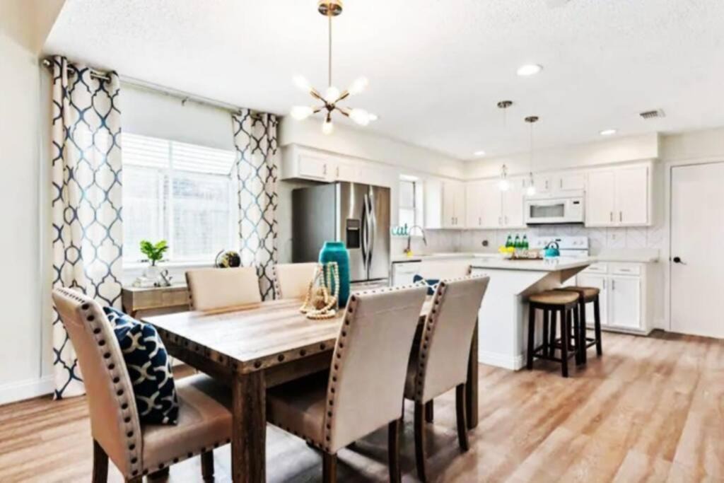Photo of Livingroom in Katy