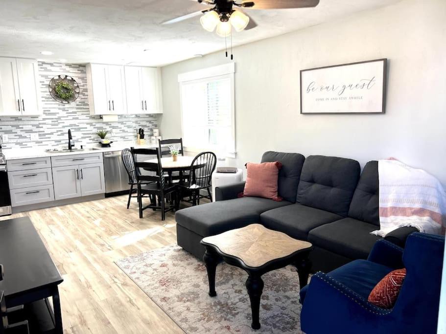 Photo of Livingroom in Idaho Falls
