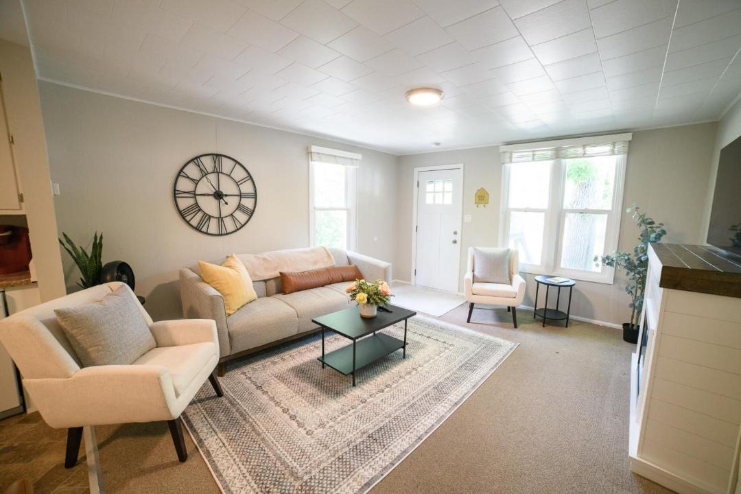 Photo of Livingroom in Great Falls