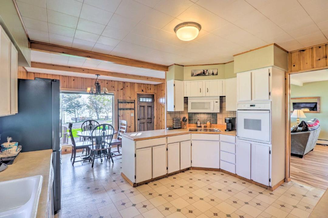 Photo of Kitchen in Lakeside