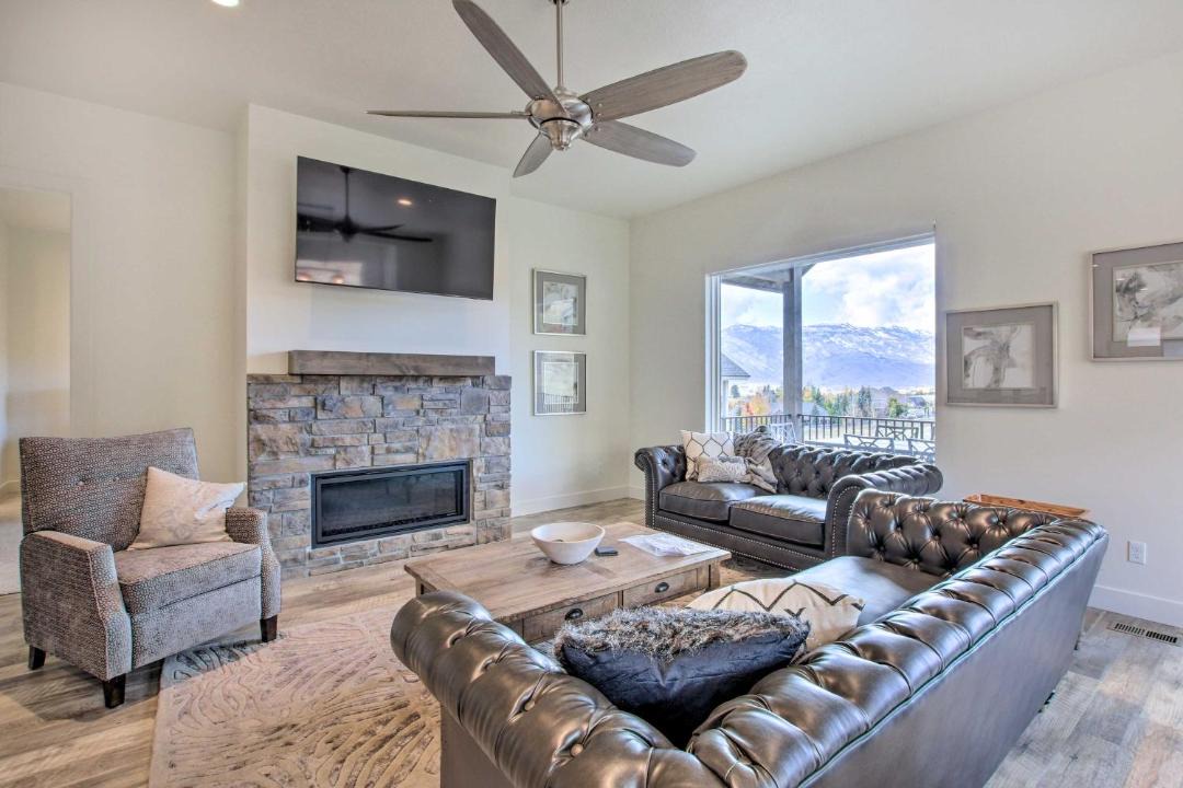 Photo of Livingroom in Eden