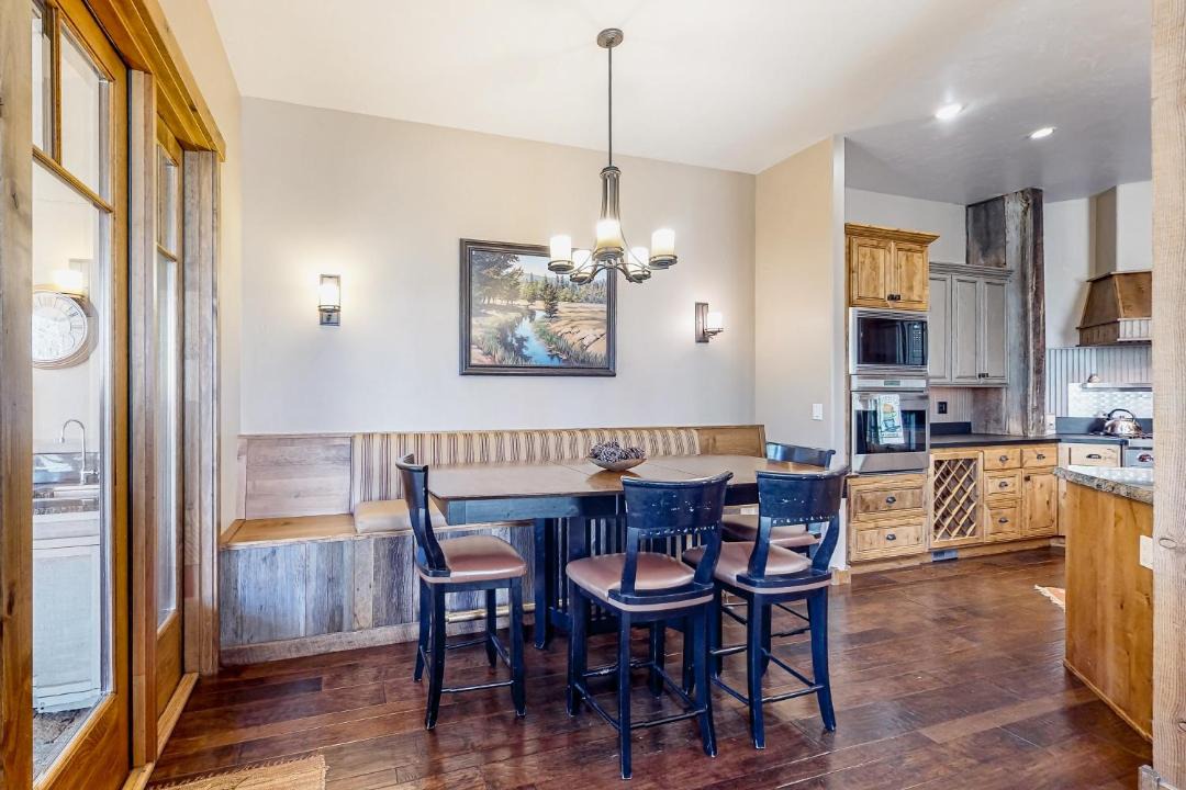 Photo of Livingroom in McCall
