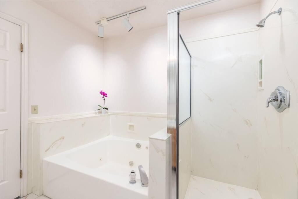 Photo of Bathroom in Cottonwood Heights