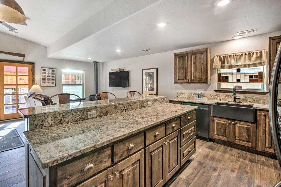 Photo of Kitchen in Red River