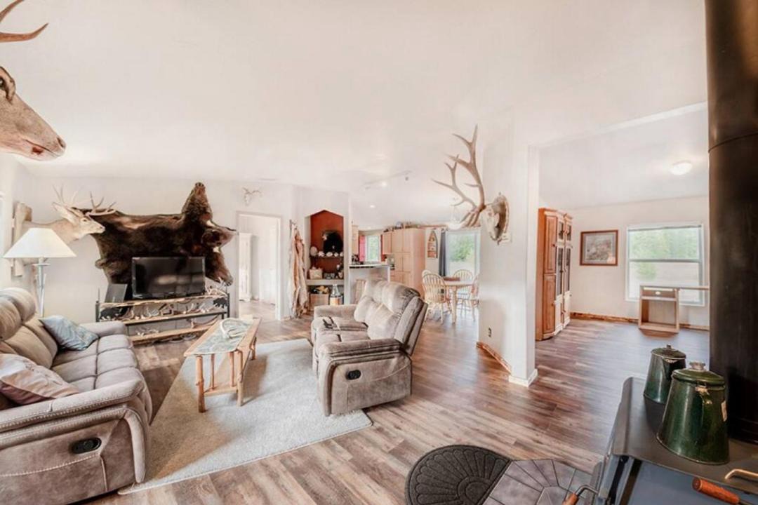 Photo of Livingroom in Boundary County